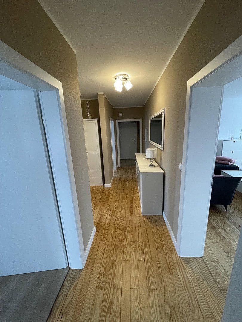 Prodej domu 270 m², pozemek 1.024 m², Lübbecke, Severní Porýní-Vestfálsko Prodej domu 270 m², pozemek 1.024 m², Lübbecke, Severní Porýní-Vestfálsko