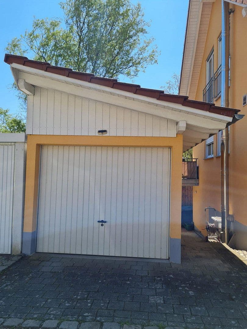 Prodej domu 130 m², pozemek 276 m², Tengen, Bádensko-Württembersko Prodej domu 130 m², pozemek 276 m², Tengen, Bádensko-Württembersko