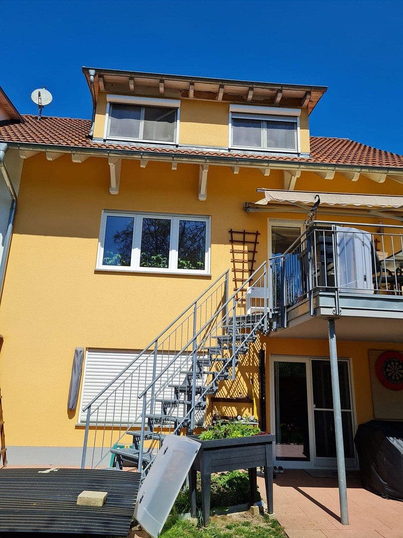 Prodej domu 130 m², pozemek 276 m², Tengen, Bádensko-Württembersko Prodej domu 130 m², pozemek 276 m², Tengen, Bádensko-Württembersko