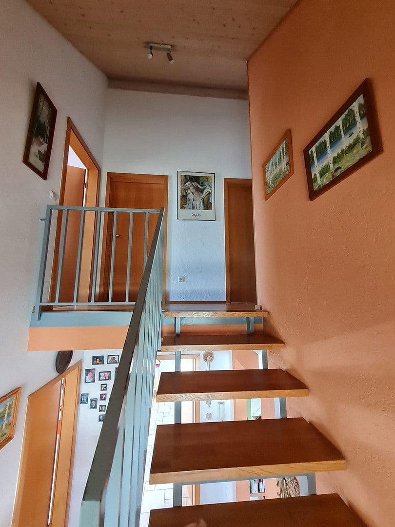 Prodej domu 130 m², pozemek 276 m², Tengen, Bádensko-Württembersko Prodej domu 130 m², pozemek 276 m², Tengen, Bádensko-Württembersko