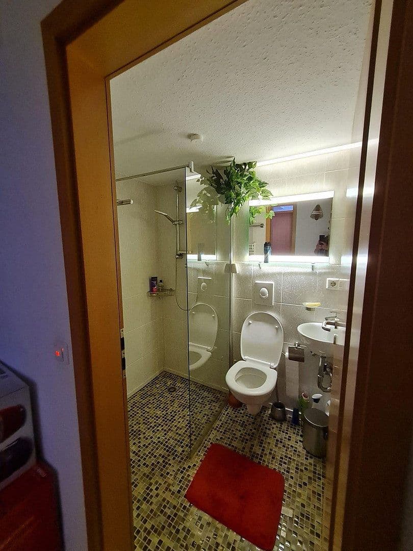 Prodej domu 130 m², pozemek 276 m², Tengen, Bádensko-Württembersko Prodej domu 130 m², pozemek 276 m², Tengen, Bádensko-Württembersko