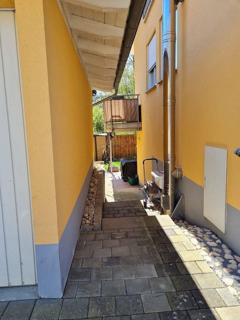 Prodej domu 130 m², pozemek 276 m², Tengen, Bádensko-Württembersko Prodej domu 130 m², pozemek 276 m², Tengen, Bádensko-Württembersko