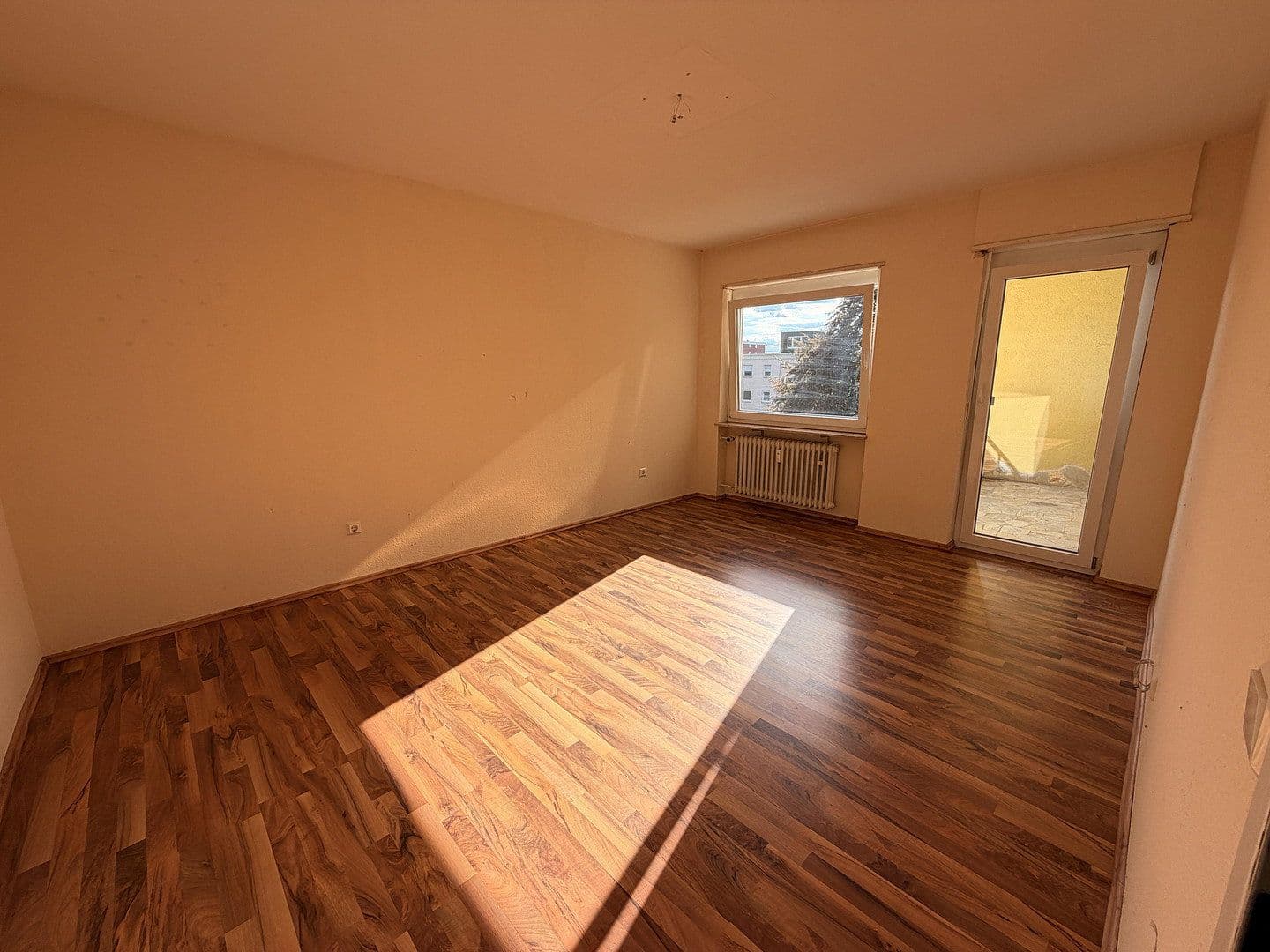 Pronájem bytu 2+1 64 m², Speyer, Porýní-Falc Pronájem bytu 2+1 64 m², Speyer, Porýní-Falc
