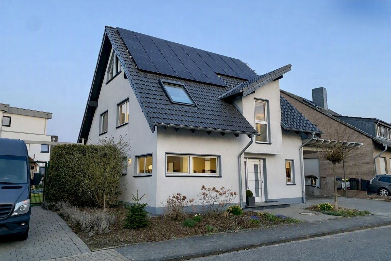 Pronájem domu 200 m², pozemek 500 m², Korschenbroich, Severní Porýní-Vestfálsko Pronájem domu 200 m², pozemek 500 m², Korschenbroich, Severní Porýní-Vestfálsko