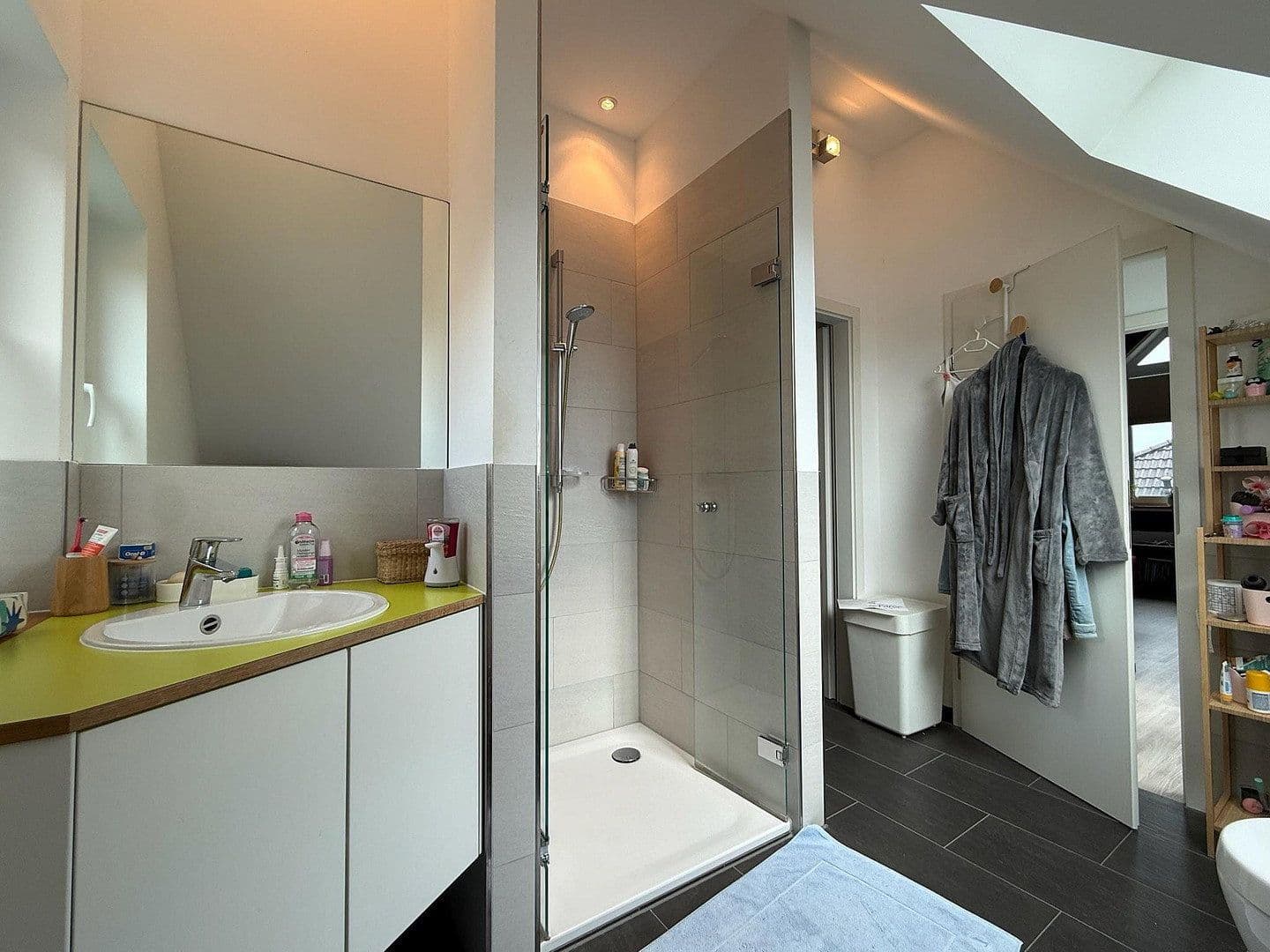 Pronájem domu 200 m², pozemek 500 m², Korschenbroich, Severní Porýní-Vestfálsko Pronájem domu 200 m², pozemek 500 m², Korschenbroich, Severní Porýní-Vestfálsko