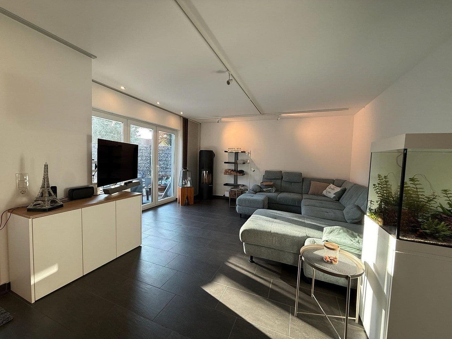 Pronájem domu 200 m², pozemek 500 m², Korschenbroich, Severní Porýní-Vestfálsko Pronájem domu 200 m², pozemek 500 m², Korschenbroich, Severní Porýní-Vestfálsko