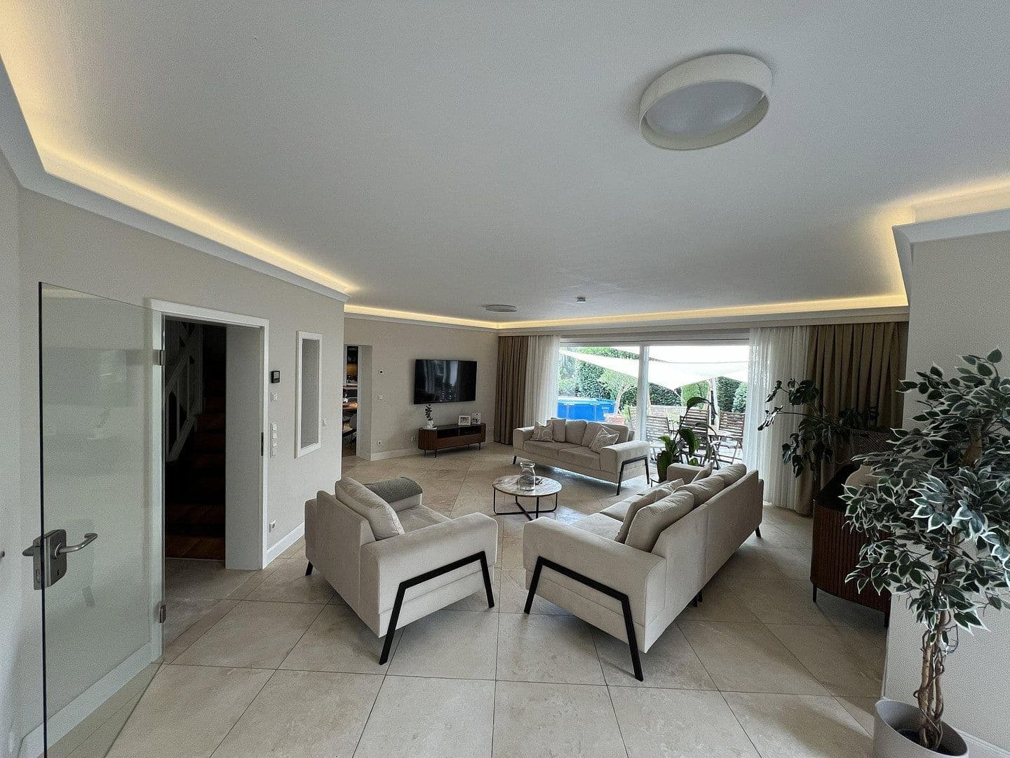 Prodej domu 301 m², pozemek 1.047 m², An der Silberkuhle 5, Reichshof, Severní Porýní-Vestfálsko Prodej domu 301 m², pozemek 1.047 m², An der Silberkuhle 5, Reichshof, Severní Porýní-Vestfálsko