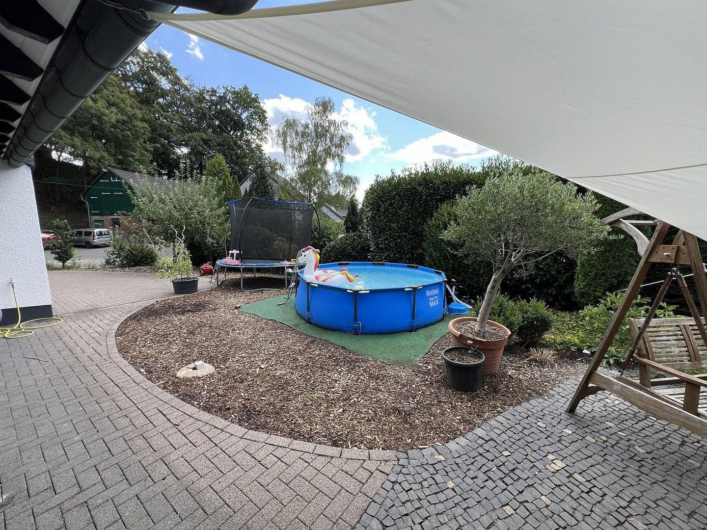 Prodej domu 301 m², pozemek 1.047 m², An der Silberkuhle 5, Reichshof, Severní Porýní-Vestfálsko Prodej domu 301 m², pozemek 1.047 m², An der Silberkuhle 5, Reichshof, Severní Porýní-Vestfálsko