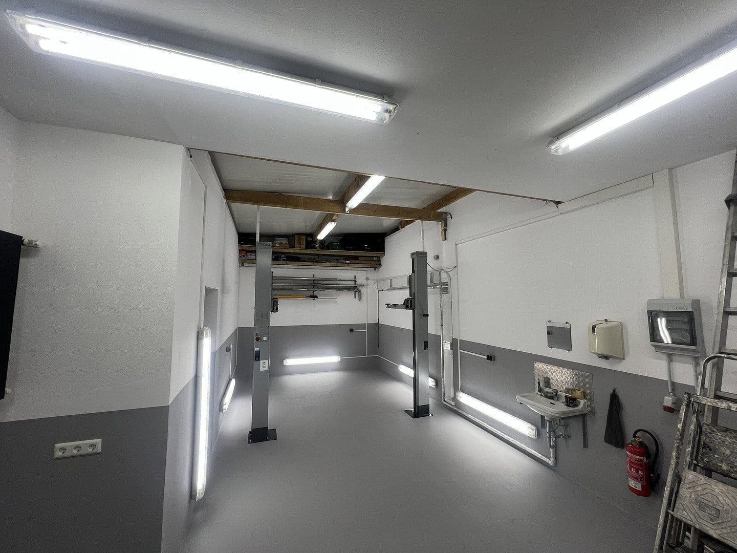 Prodej domu 301 m², pozemek 1.047 m², An der Silberkuhle 5, Reichshof, Severní Porýní-Vestfálsko Prodej domu 301 m², pozemek 1.047 m², An der Silberkuhle 5, Reichshof, Severní Porýní-Vestfálsko