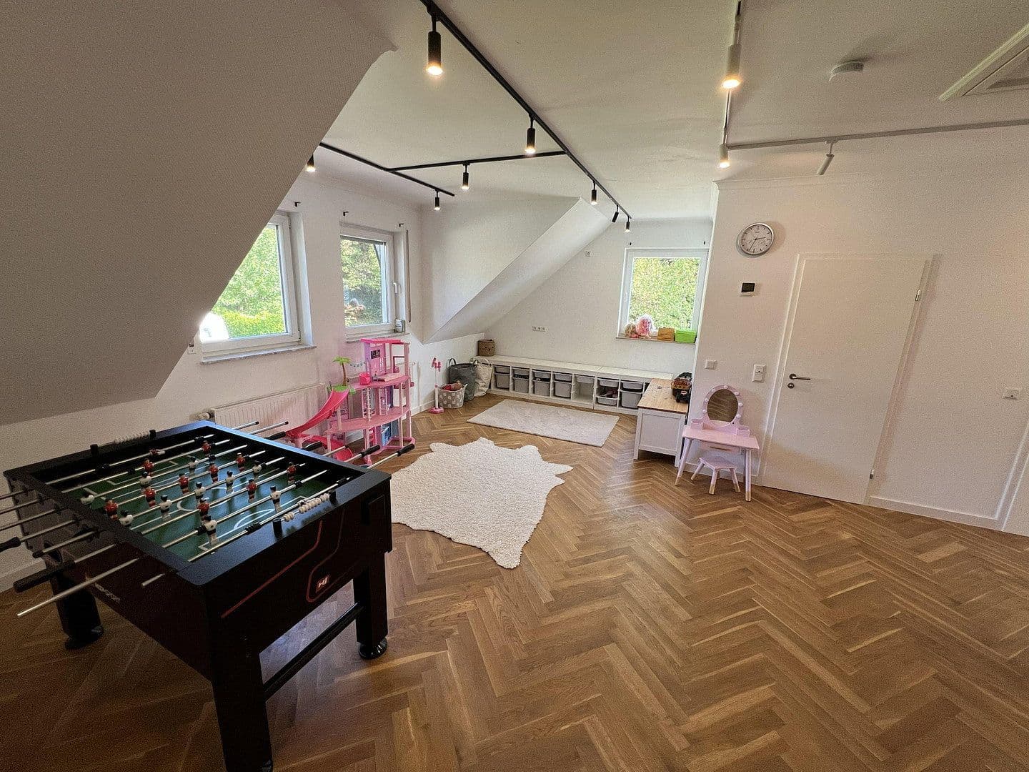 Prodej domu 301 m², pozemek 1.047 m², An der Silberkuhle 5, Reichshof, Severní Porýní-Vestfálsko Prodej domu 301 m², pozemek 1.047 m², An der Silberkuhle 5, Reichshof, Severní Porýní-Vestfálsko