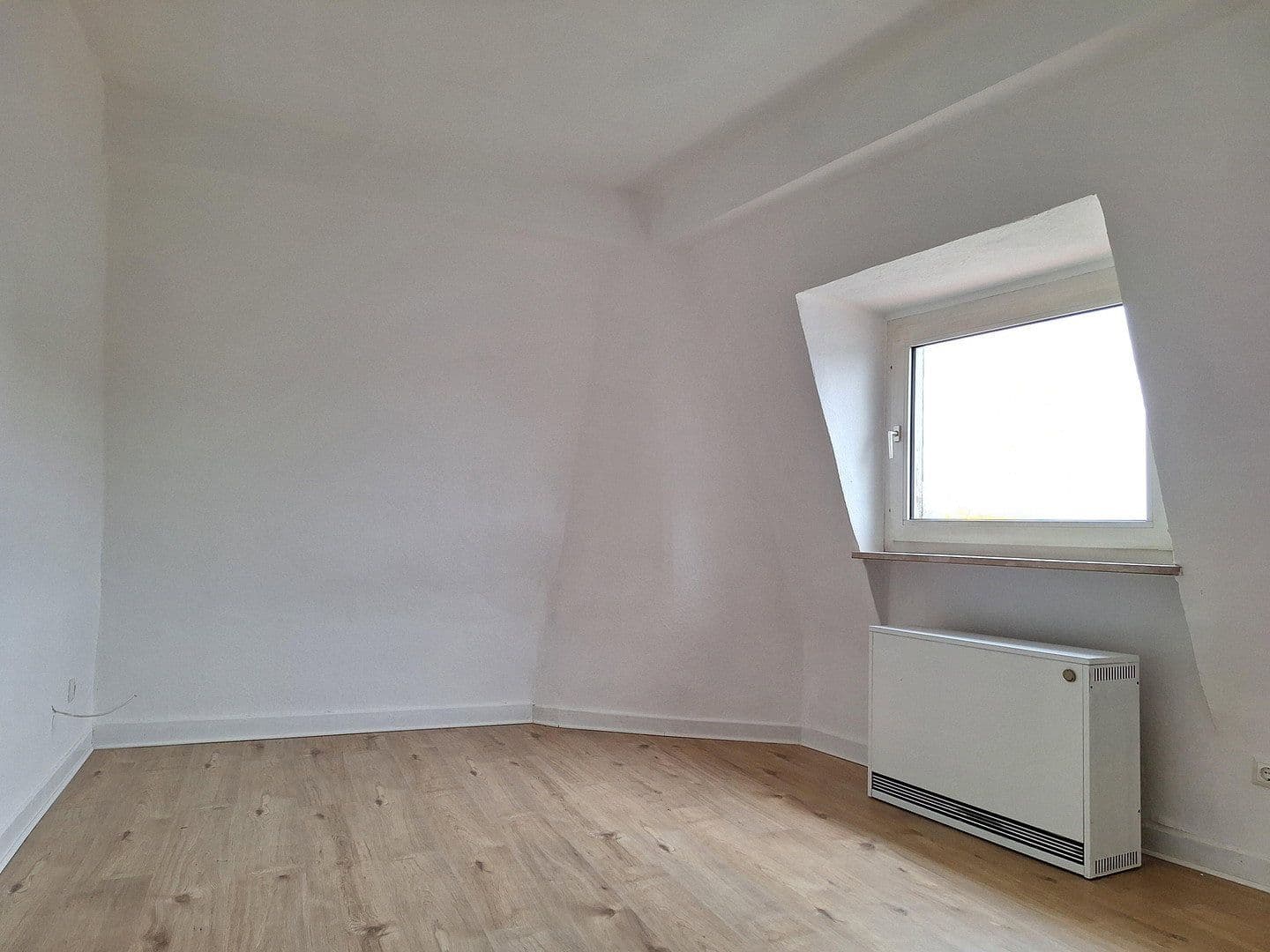 Pronájem bytu 1+kk 24 m², Agnesstr. 16, Essen, Severní Porýní-Vestfálsko Pronájem bytu 1+kk 24 m², Agnesstr. 16, Essen, Severní Porýní-Vestfálsko