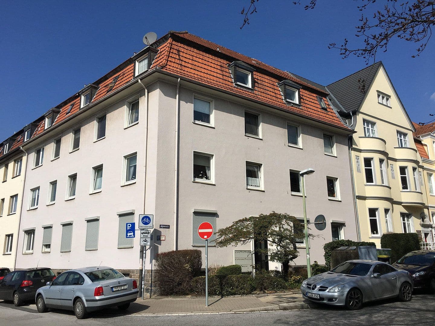 Pronájem bytu 1+kk 24 m², Agnesstr. 16, Essen, Severní Porýní-Vestfálsko Pronájem bytu 1+kk 24 m², Agnesstr. 16, Essen, Severní Porýní-Vestfálsko