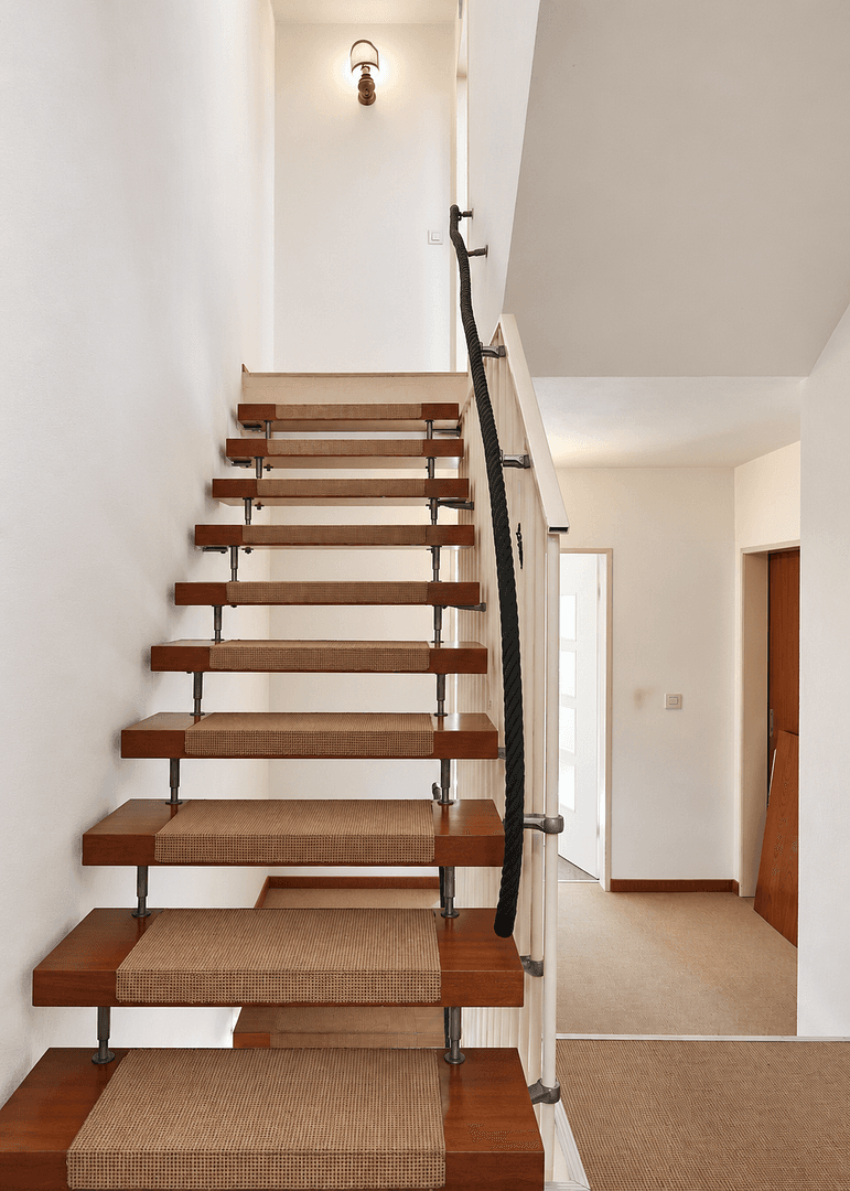 Prodej domu 160 m², pozemek 247 m², Dachauer Straße 72, Markt Indersdorf, Bavorsko Prodej domu 160 m², pozemek 247 m², Dachauer Straße 72, Markt Indersdorf, Bavorsko