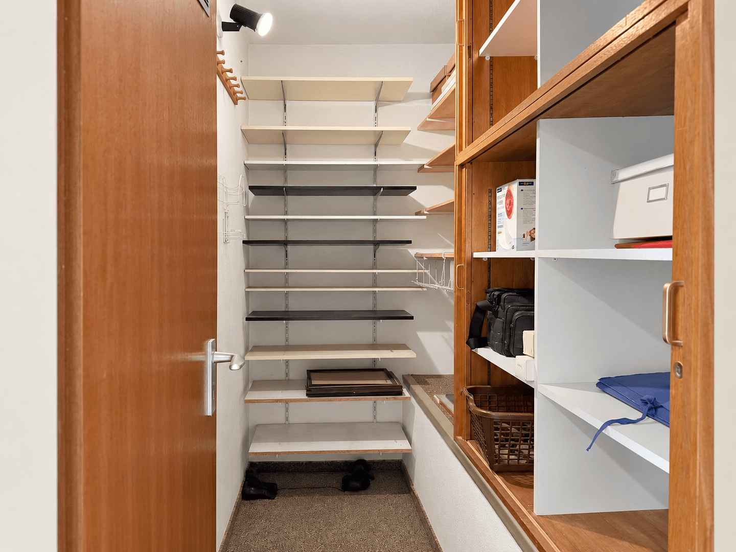 Prodej domu 160 m², pozemek 247 m², Dachauer Straße 72, Markt Indersdorf, Bavorsko Prodej domu 160 m², pozemek 247 m², Dachauer Straße 72, Markt Indersdorf, Bavorsko