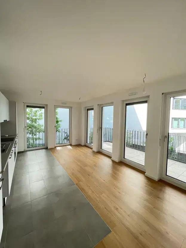 Pronájem bytu 2+1 55 m², Moselstraße, Frankfurt am Main, Hessen Pronájem bytu 2+1 55 m², Moselstraße, Frankfurt am Main, Hessen