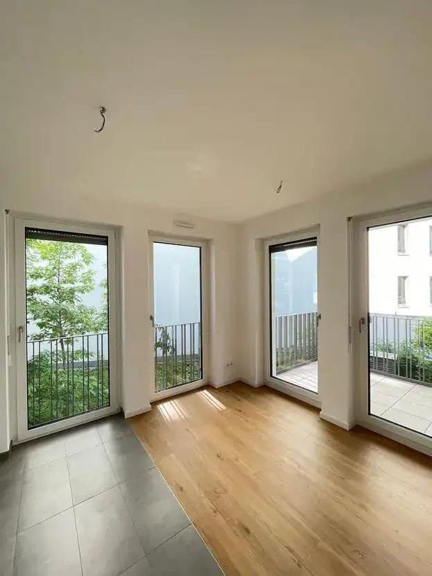 Pronájem bytu 2+1 55 m², Moselstraße, Frankfurt am Main, Hessen Pronájem bytu 2+1 55 m², Moselstraße, Frankfurt am Main, Hessen