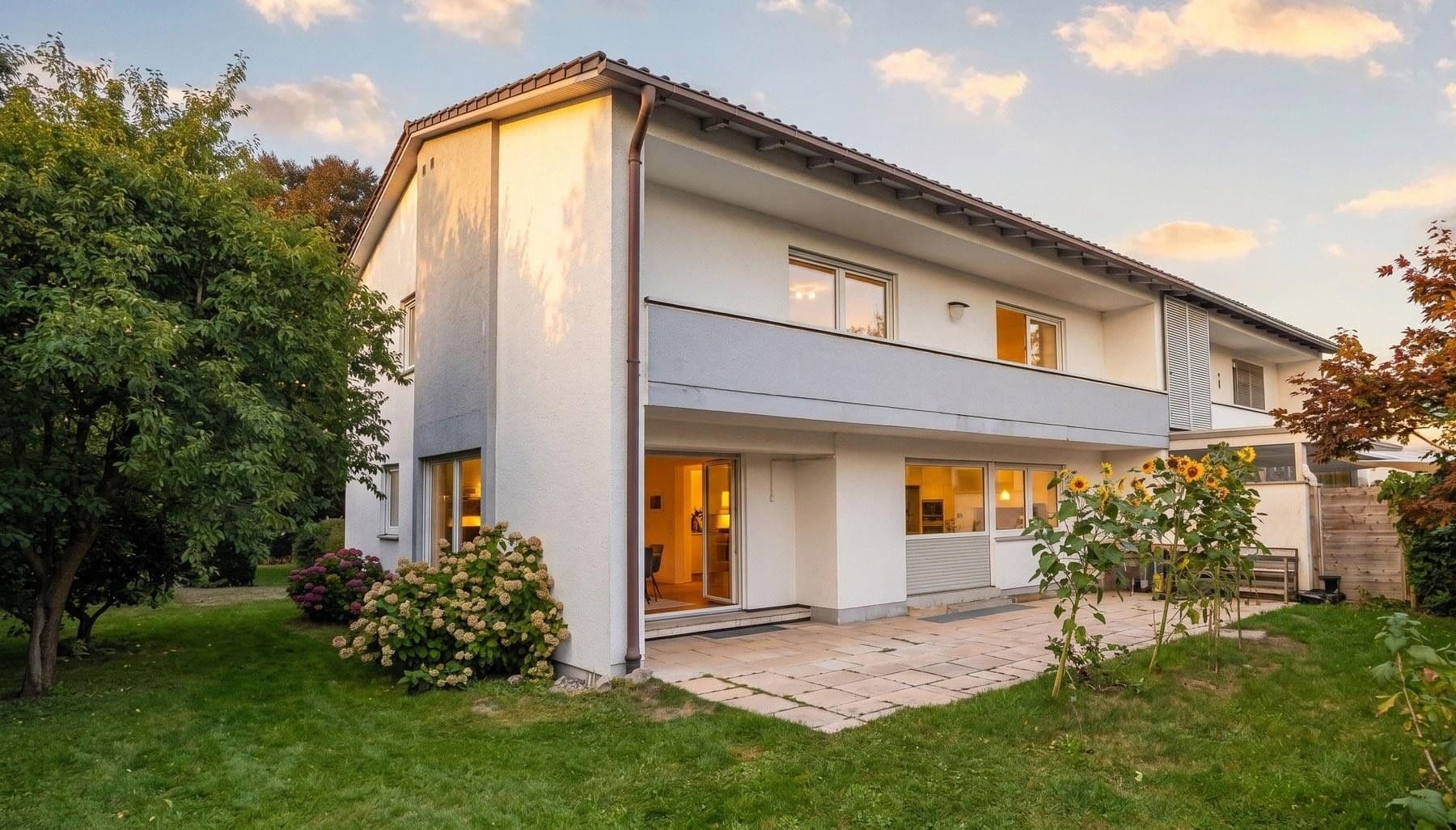 Prodej domu 151 m², pozemek 394 m², Rosenheim, Bavorsko Prodej domu 151 m², pozemek 394 m², Rosenheim, Bavorsko