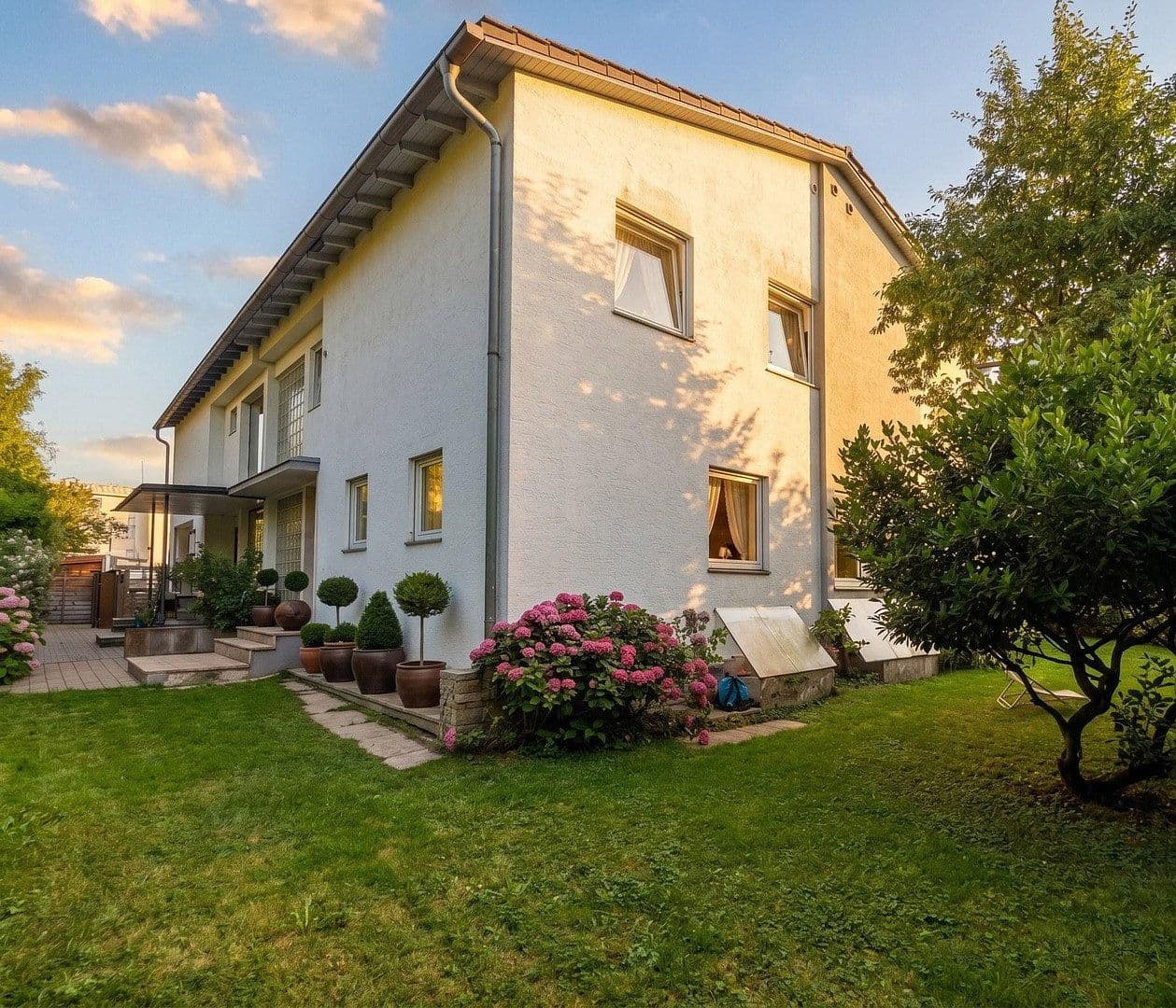 Prodej domu 151 m², pozemek 394 m², Rosenheim, Bavorsko Prodej domu 151 m², pozemek 394 m², Rosenheim, Bavorsko