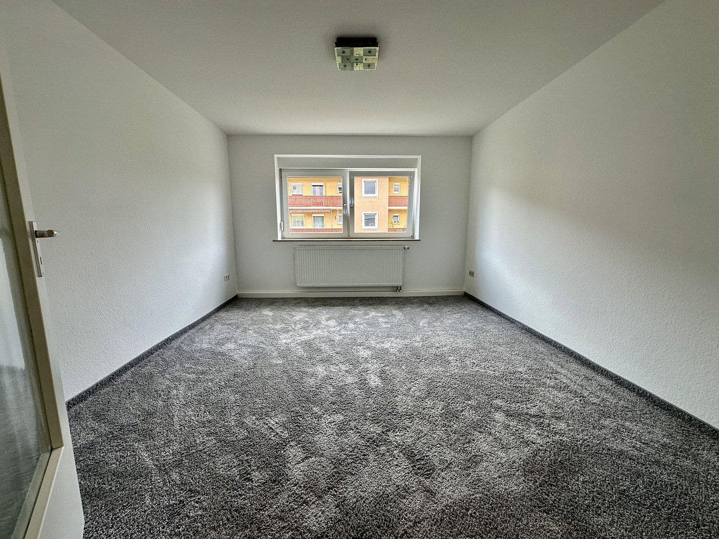 Pronájem bytu 2+1 52 m², Weißenburgstraße 41a, Würzburg, Bavorsko Pronájem bytu 2+1 52 m², Weißenburgstraße 41a, Würzburg, Bavorsko