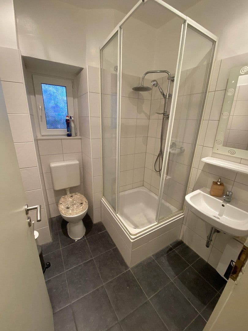 Pronájem bytu 1+kk 55 m², Friedrich-Ebert Str. 145, Wuppertal, Severní Porýní-Vestfálsko Pronájem bytu 1+kk 55 m², Friedrich-Ebert Str. 145, Wuppertal, Severní Porýní-Vestfálsko