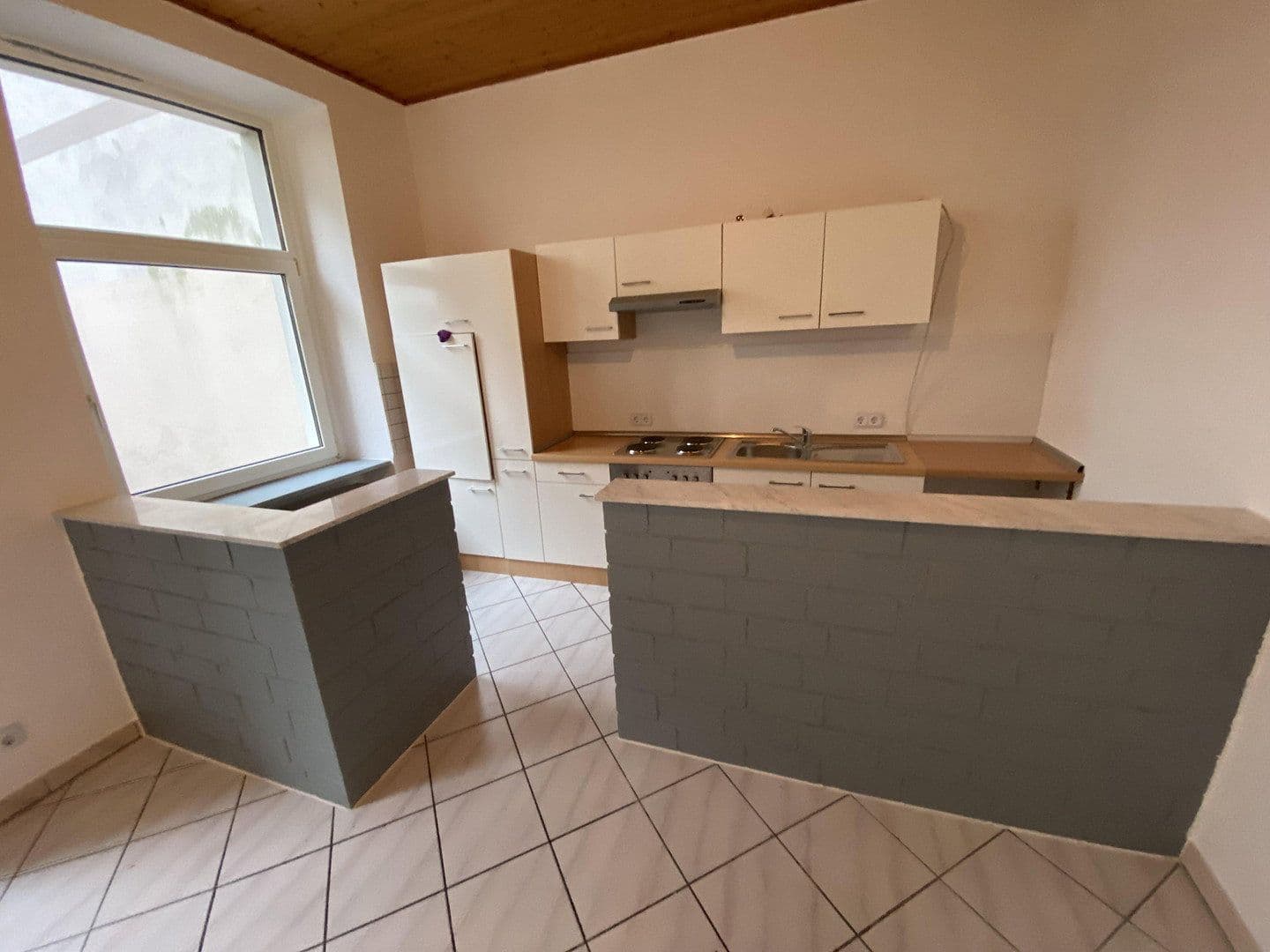 Pronájem bytu 1+kk 55 m², Friedrich-Ebert Str. 145, Wuppertal, Severní Porýní-Vestfálsko Pronájem bytu 1+kk 55 m², Friedrich-Ebert Str. 145, Wuppertal, Severní Porýní-Vestfálsko
