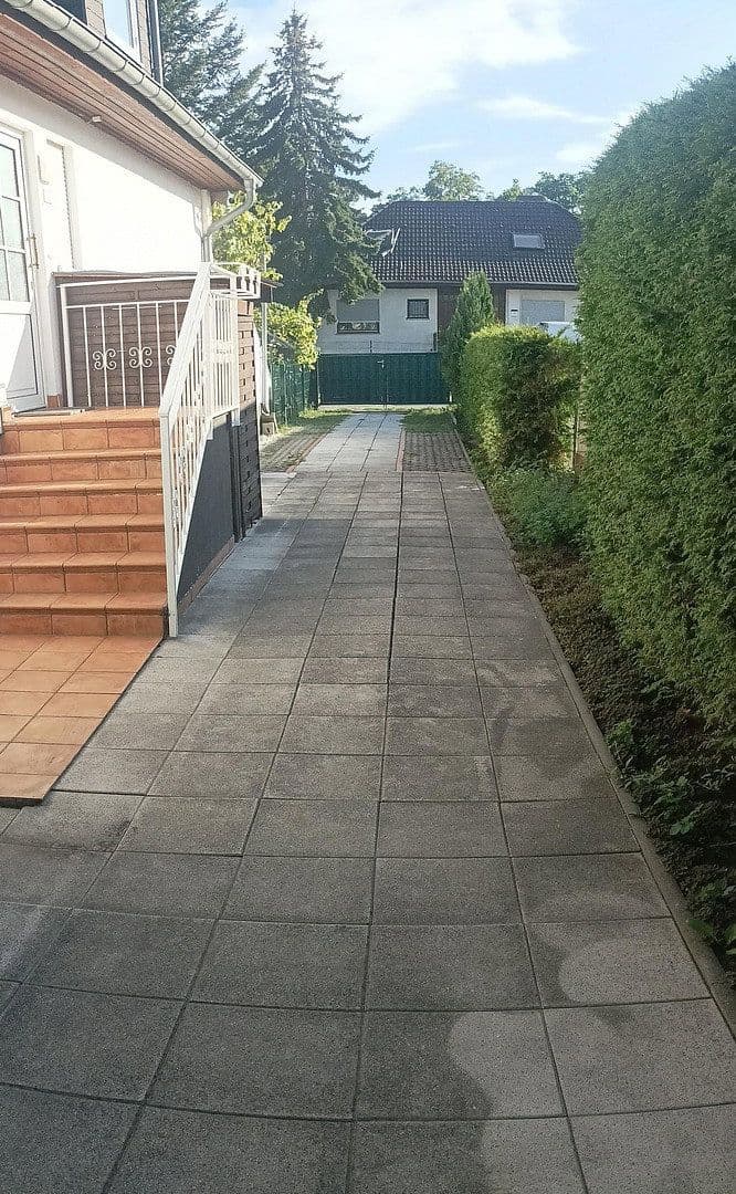 Prodej domu 105 m², pozemek 374 m², Berlin, Berlín Prodej domu 105 m², pozemek 374 m², Berlin, Berlín