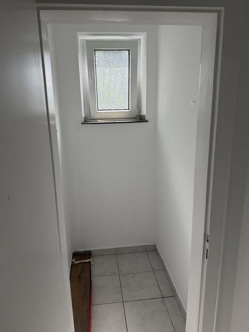 Pronájem bytu 2+1 45 m², Florastr. 38, Krefeld, Severní Porýní-Vestfálsko Pronájem bytu 2+1 45 m², Florastr. 38, Krefeld, Severní Porýní-Vestfálsko