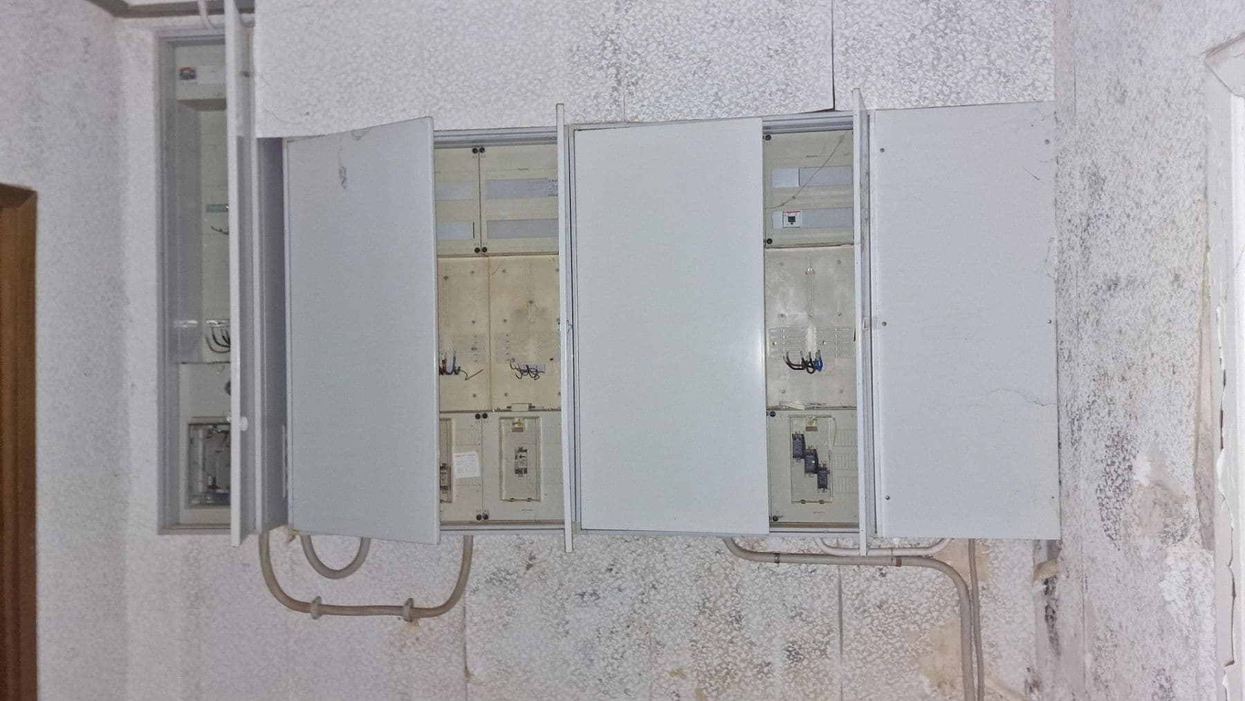 Prodej domu 1.320 m², pozemek 2.400 m², Fürstenberg, Dolní Sasko Prodej domu 1.320 m², pozemek 2.400 m², Fürstenberg, Dolní Sasko