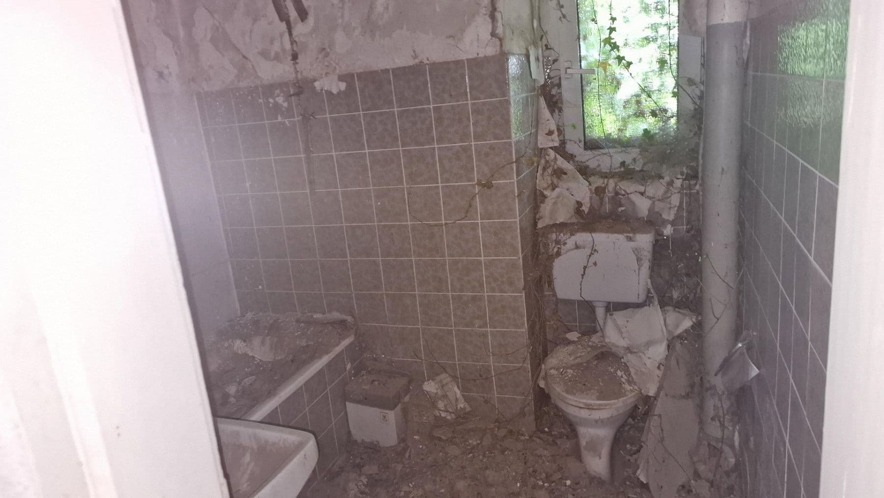 Prodej domu 1.320 m², pozemek 2.400 m², Fürstenberg, Dolní Sasko Prodej domu 1.320 m², pozemek 2.400 m², Fürstenberg, Dolní Sasko