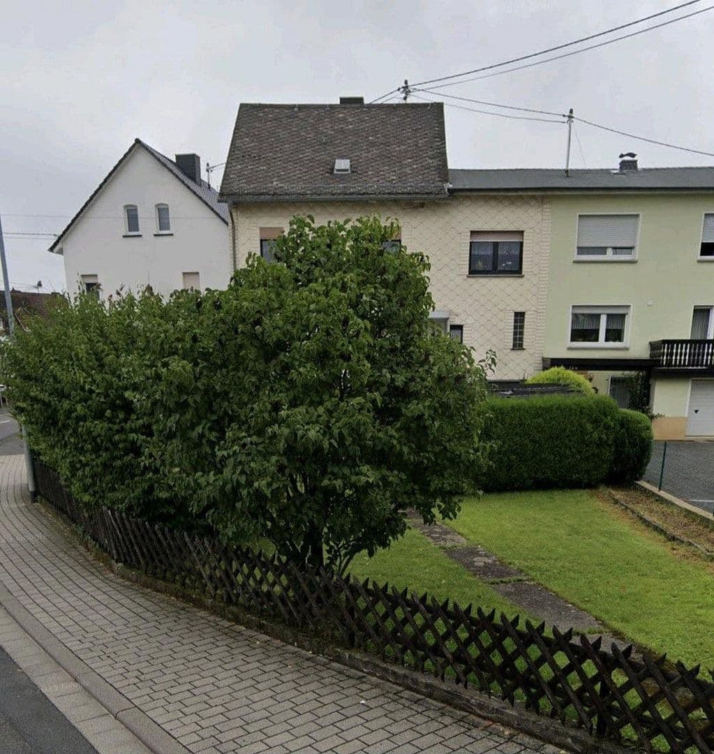 Prodej domu 100 m², pozemek 430 m², Siershahn, Porýní-Falc Prodej domu 100 m², pozemek 430 m², Siershahn, Porýní-Falc