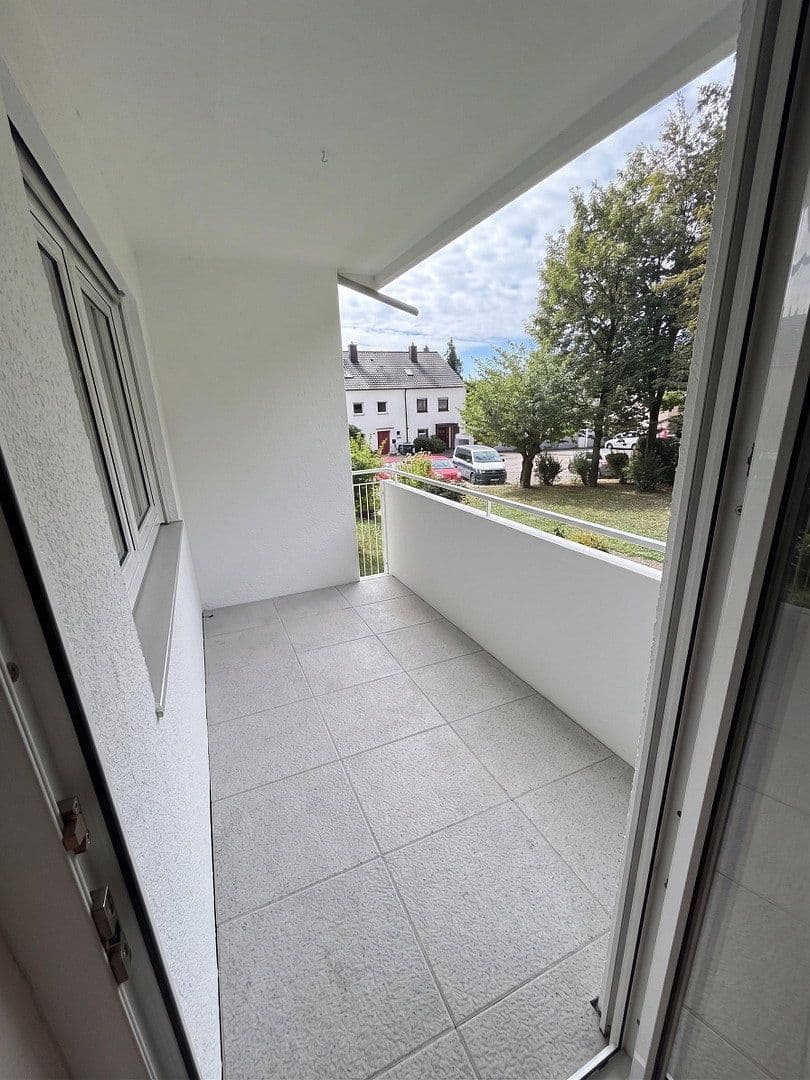 Pronájem bytu 3+1 93 m², Mergenthauer Weg 50, Friedberg, Bavorsko Pronájem bytu 3+1 93 m², Mergenthauer Weg 50, Friedberg, Bavorsko