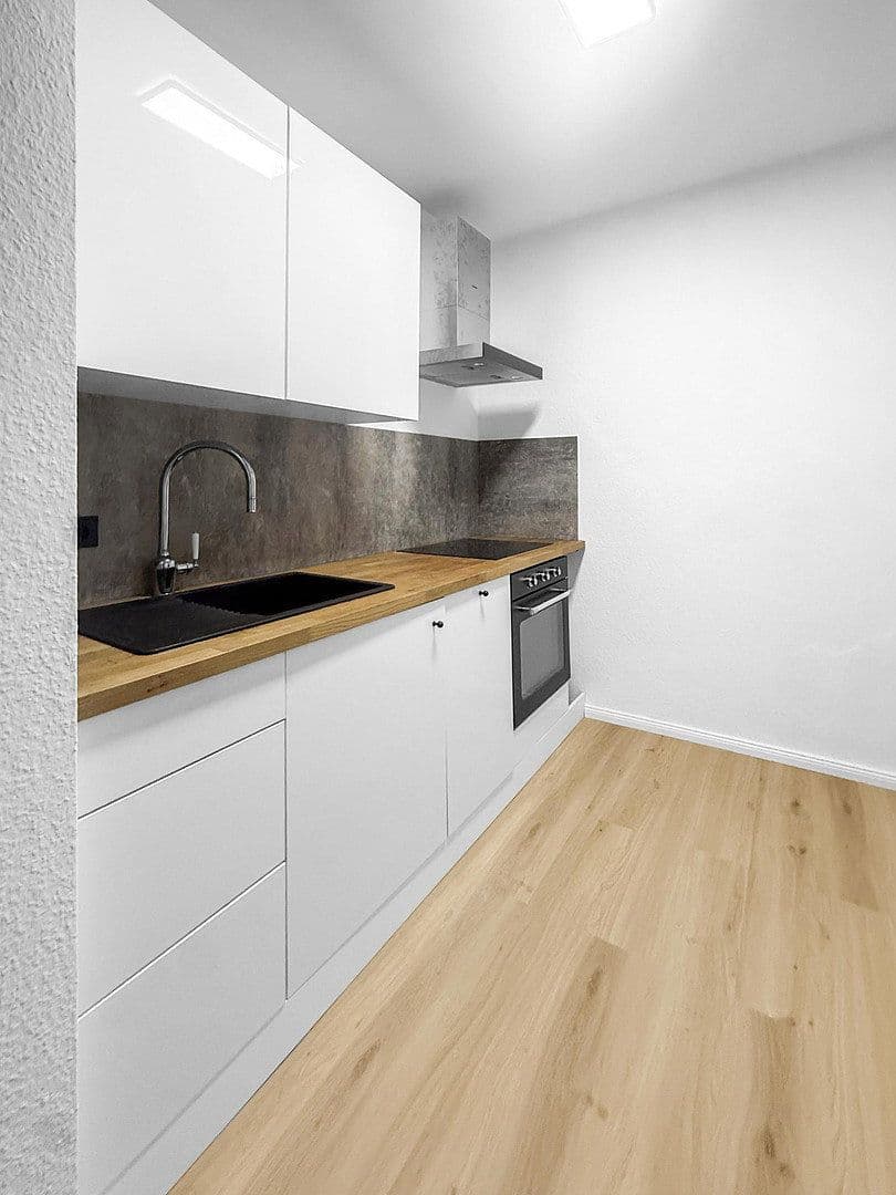 Pronájem bytu 1+1 38 m², Stünzer Straße 1, Leipzig, Sasko Pronájem bytu 1+1 38 m², Stünzer Straße 1, Leipzig, Sasko