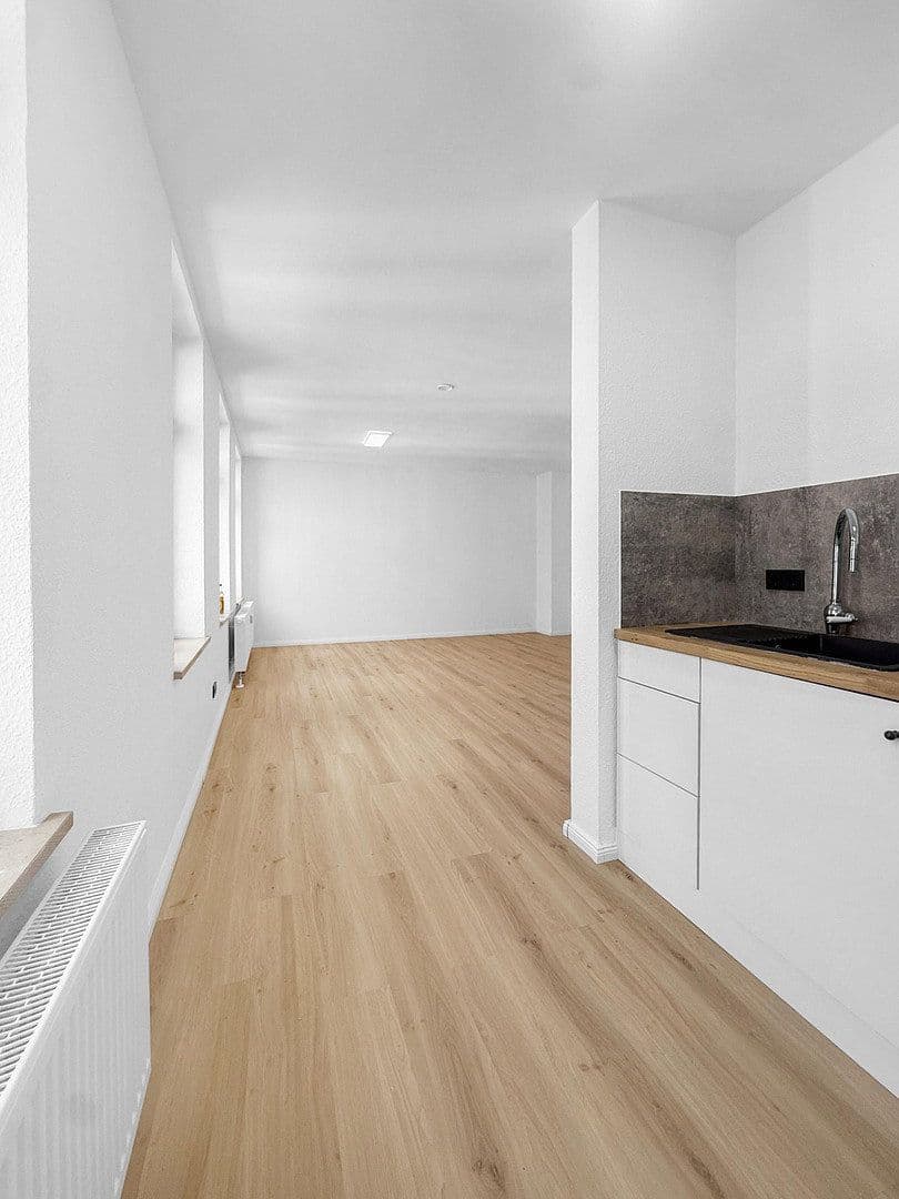 Pronájem bytu 1+1 38 m², Stünzer Straße 1, Leipzig, Sasko Pronájem bytu 1+1 38 m², Stünzer Straße 1, Leipzig, Sasko