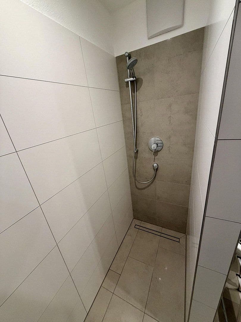Pronájem bytu 2+1 60 m², Theresienbogen 23, Unterschleißheim, Bavorsko Pronájem bytu 2+1 60 m², Theresienbogen 23, Unterschleißheim, Bavorsko