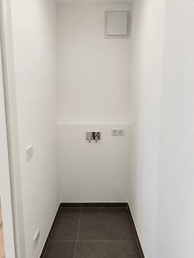 Pronájem bytu 3+1 66 m², Malmöer Straße 28, Berlin, Berlín Pronájem bytu 3+1 66 m², Malmöer Straße 28, Berlin, Berlín