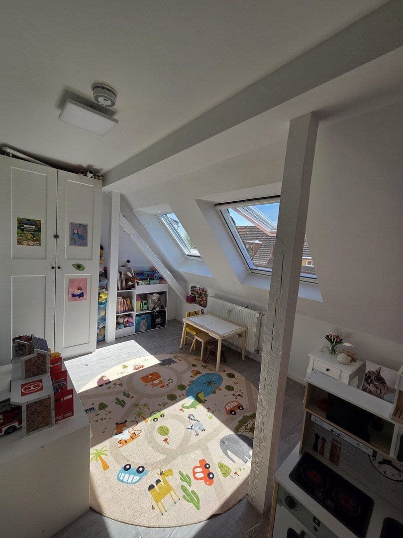 Prodej bytu 3+kk 100 m², Tangermünder Weg 18, Berlin, Berlín Prodej bytu 3+kk 100 m², Tangermünder Weg 18, Berlin, Berlín