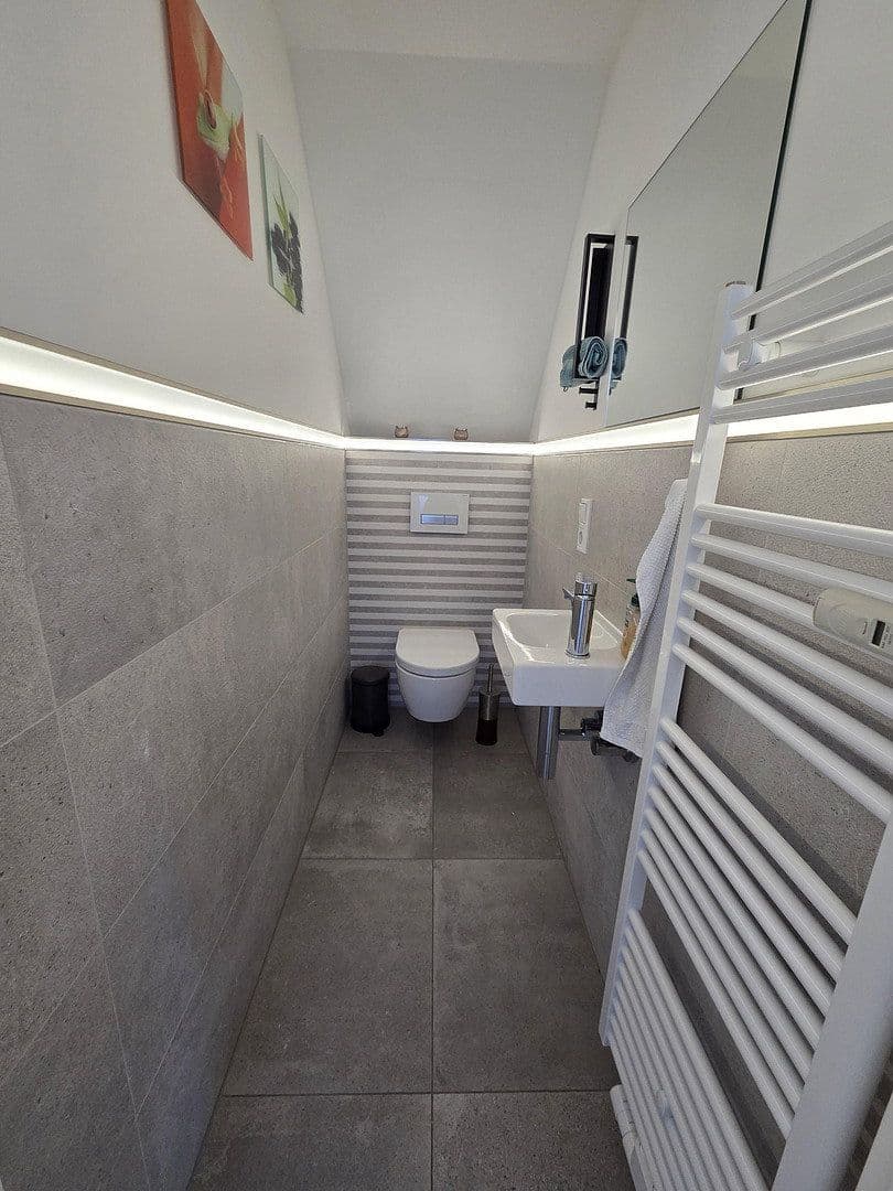 Prodej bytu 3+kk 100 m², Tangermünder Weg 18, Berlin, Berlín Prodej bytu 3+kk 100 m², Tangermünder Weg 18, Berlin, Berlín
