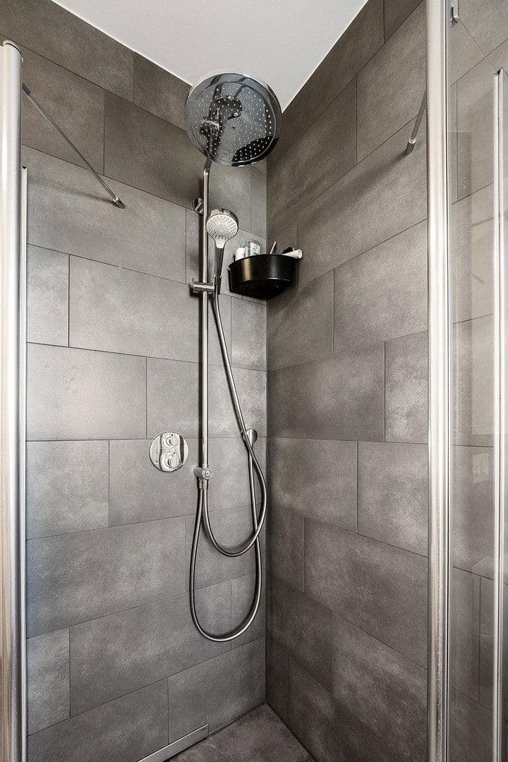 Prodej bytu 3+1 95 m², Schönefeld, Braniborsko Prodej bytu 3+1 95 m², Schönefeld, Braniborsko
