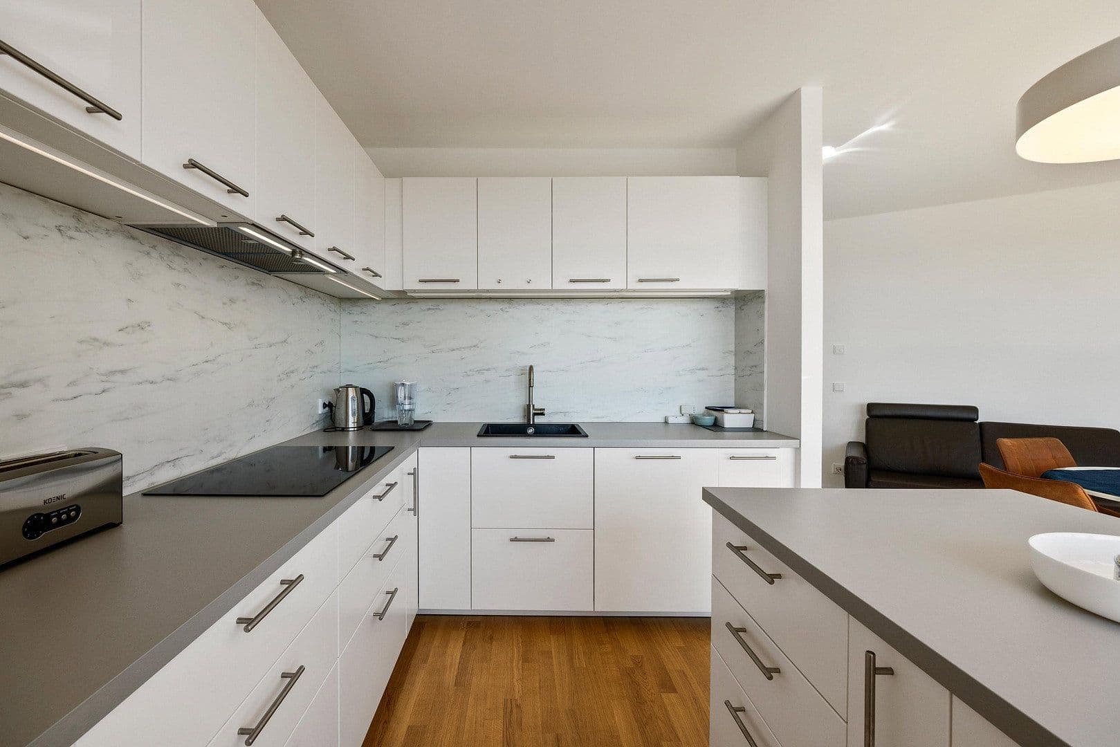 Prodej bytu 3+1 95 m², Schönefeld, Braniborsko Prodej bytu 3+1 95 m², Schönefeld, Braniborsko