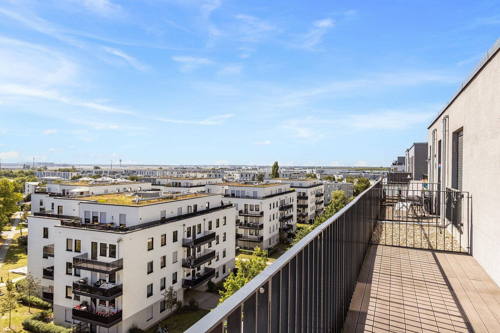 Prodej bytu 3+1 95 m², Schönefeld, Braniborsko Prodej bytu 3+1 95 m², Schönefeld, Braniborsko