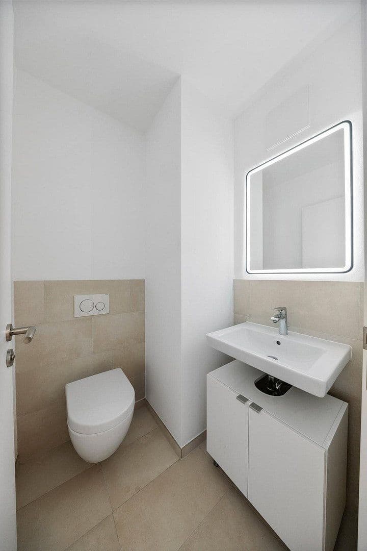 Prodej bytu 3+1 95 m², Schönefeld, Braniborsko Prodej bytu 3+1 95 m², Schönefeld, Braniborsko