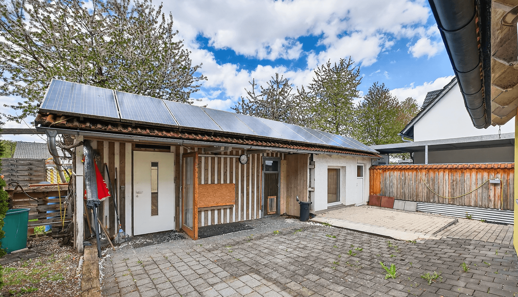 Prodej domu 225 m², pozemek 754 m², Bruckberg, Bavorsko Prodej domu 225 m², pozemek 754 m², Bruckberg, Bavorsko