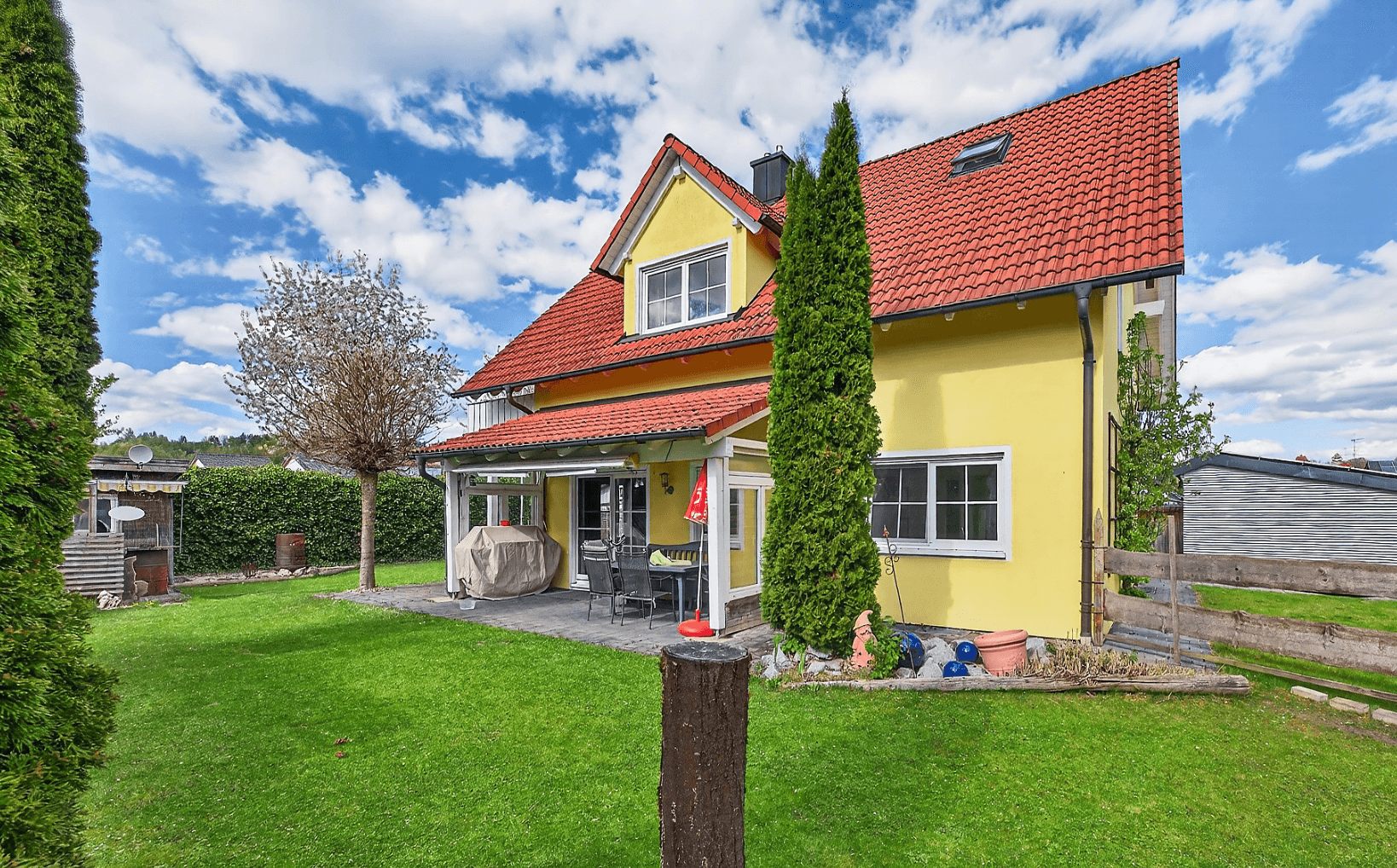 Prodej domu 225 m², pozemek 754 m², Bruckberg, Bavorsko Prodej domu 225 m², pozemek 754 m², Bruckberg, Bavorsko