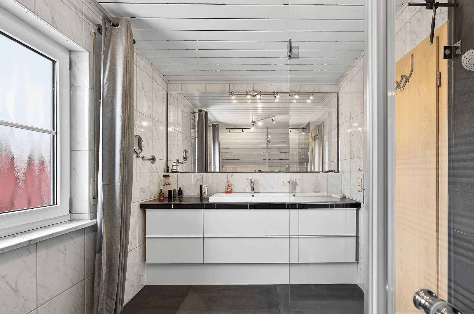 Prodej domu 225 m², pozemek 754 m², Bruckberg, Bavorsko Prodej domu 225 m², pozemek 754 m², Bruckberg, Bavorsko