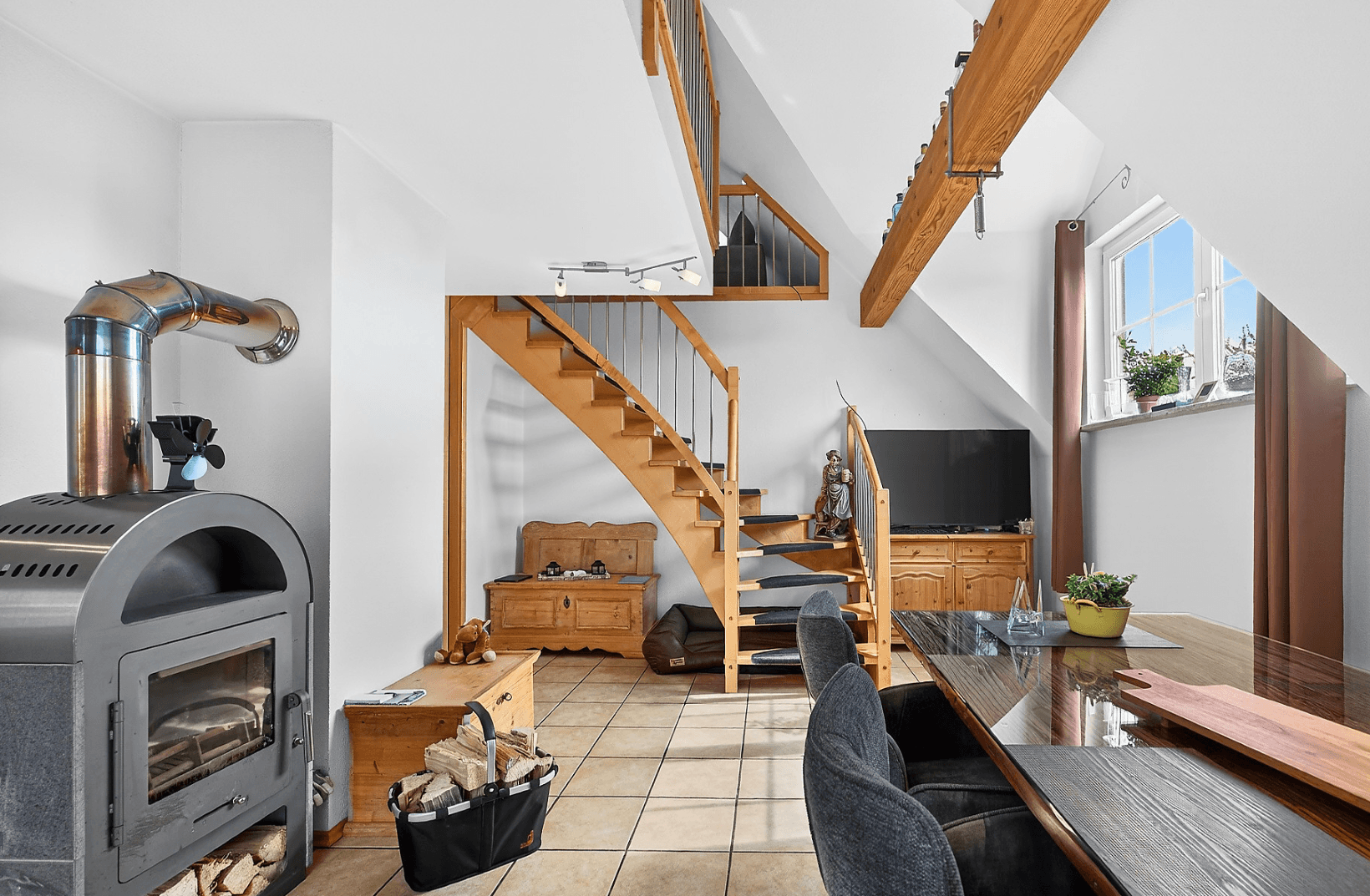 Prodej domu 225 m², pozemek 754 m², Bruckberg, Bavorsko Prodej domu 225 m², pozemek 754 m², Bruckberg, Bavorsko