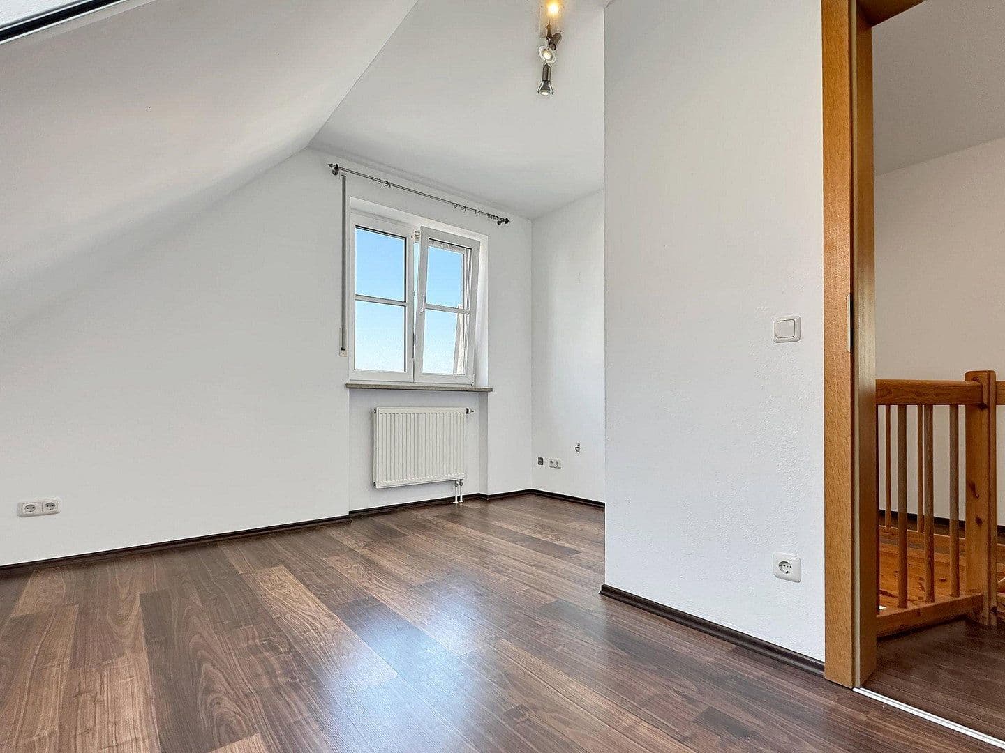 Prodej bytu 5+1 109 m², Hauptstraße 2a, Sulzemoos, Bavorsko Prodej bytu 5+1 109 m², Hauptstraße 2a, Sulzemoos, Bavorsko