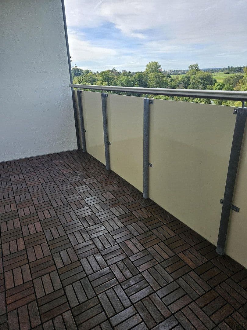 Prodej bytu 3+1 79 m², Dechsendorfer Str. 2, Erlangen, Bavorsko Prodej bytu 3+1 79 m², Dechsendorfer Str. 2, Erlangen, Bavorsko