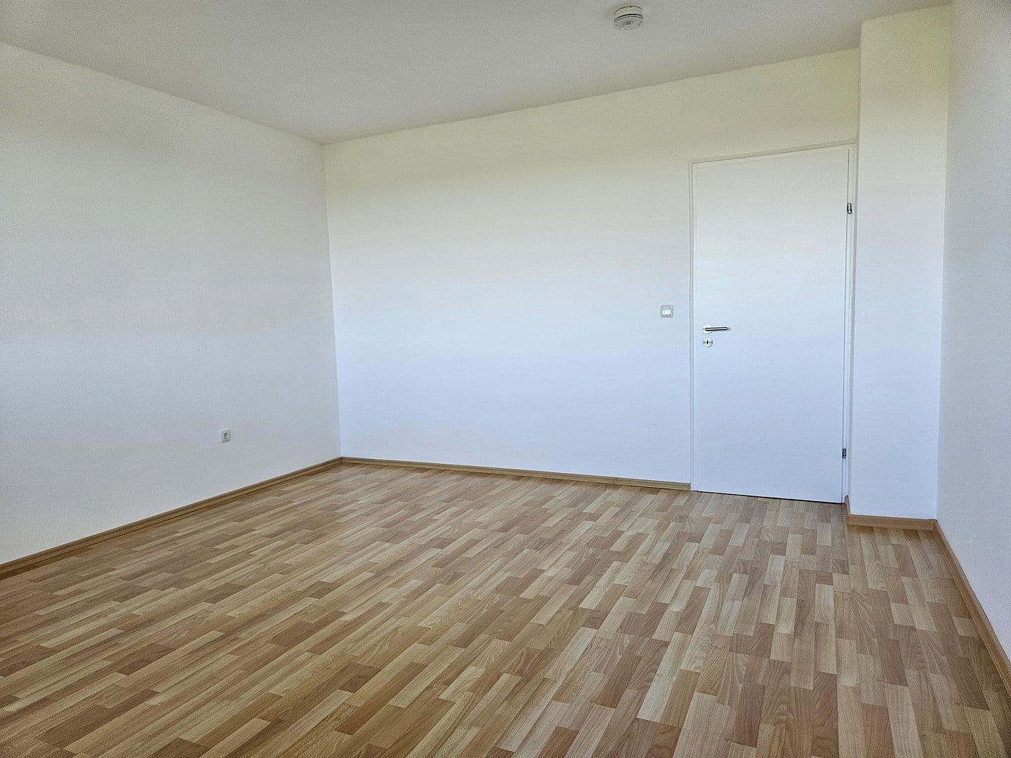 Prodej bytu 3+1 79 m², Dechsendorfer Str. 2, Erlangen, Bavorsko Prodej bytu 3+1 79 m², Dechsendorfer Str. 2, Erlangen, Bavorsko