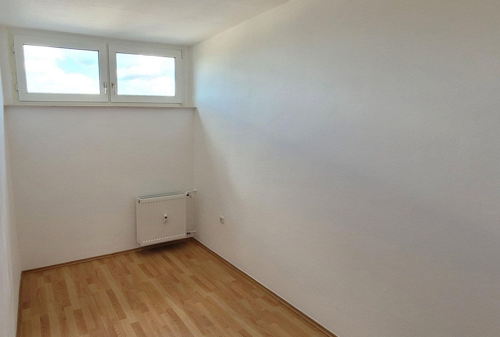 Prodej bytu 3+1 79 m², Dechsendorfer Str. 2, Erlangen, Bavorsko Prodej bytu 3+1 79 m², Dechsendorfer Str. 2, Erlangen, Bavorsko