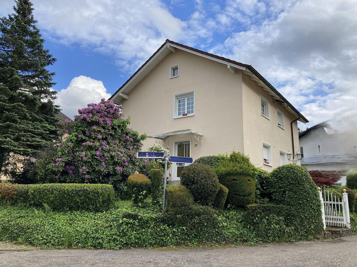 Prodej domu 136 m², pozemek 615 m², Baden Baden, Bádensko-Württembersko Prodej domu 136 m², pozemek 615 m², Baden Baden, Bádensko-Württembersko